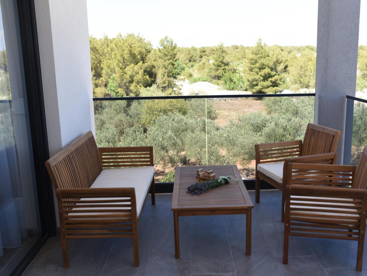 B1Villa Srima Εξωτερικό φωτογραφία