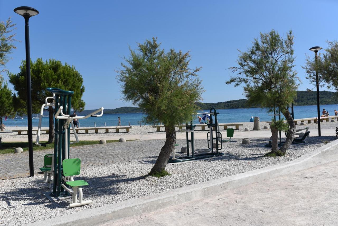 B1Villa Srima Εξωτερικό φωτογραφία