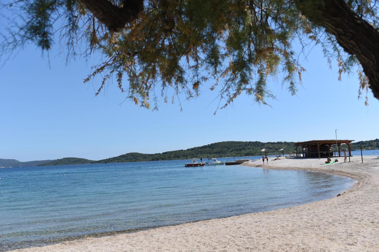B1Villa Srima Εξωτερικό φωτογραφία